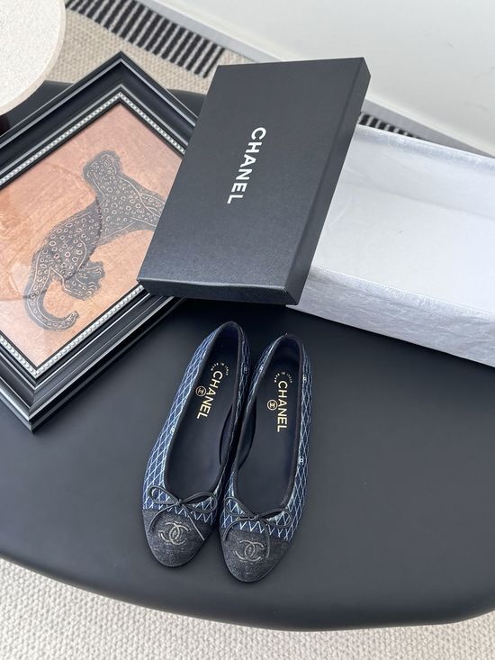 Chanel Classic Round Toe Low Heel Ballet Flats with Leather Sole