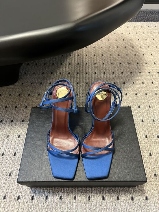 Yves Saint Laurent Chic High-heeled Sandals with Cross-strap Design