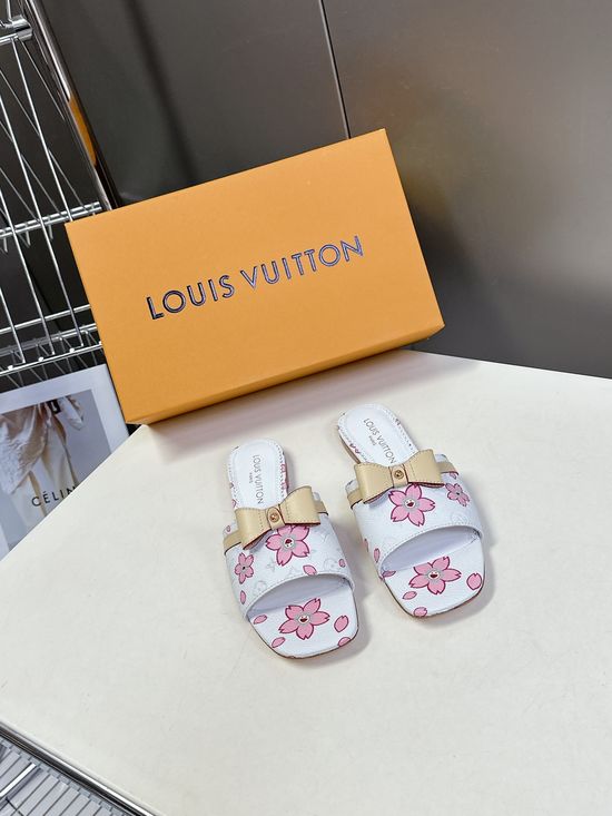 Louis Vuitton Bow Decor Leather Slippers With Metal Logo Accent