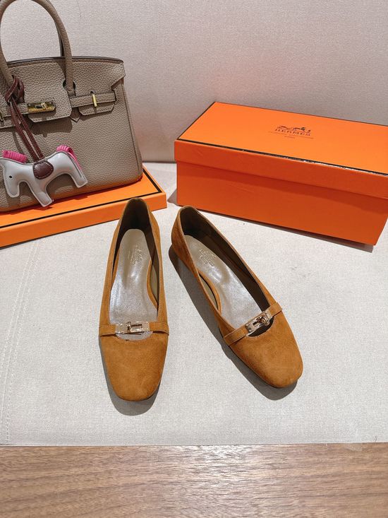 Hermes Minimalist Buckle Decor Leather Flat Ballet Shoes