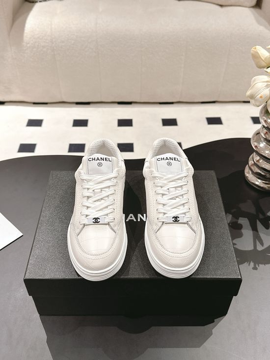 Chanel Graffiti Print Casual Flat Sneakers Comfortable Versatile Daily Shoes