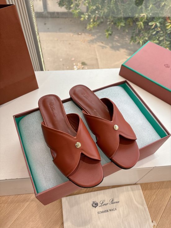 Loro Piana Cowhide Thong Sandals Non-slip Comfortable Casual Footwear