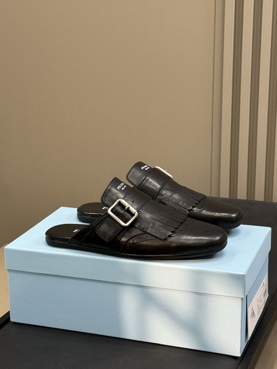 Prada Vintage Style Tassel Loafers Crafted with Full Grain Leather