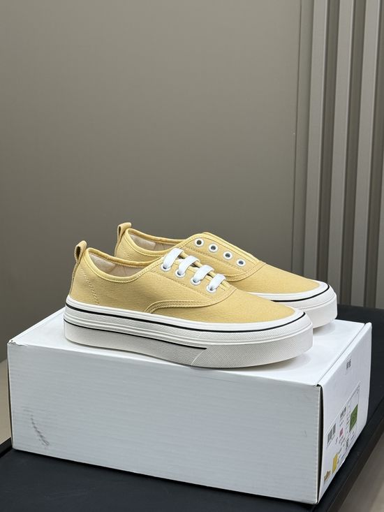 Chanel Classic Comfortable Casual Skate Shoes for Daily Wear