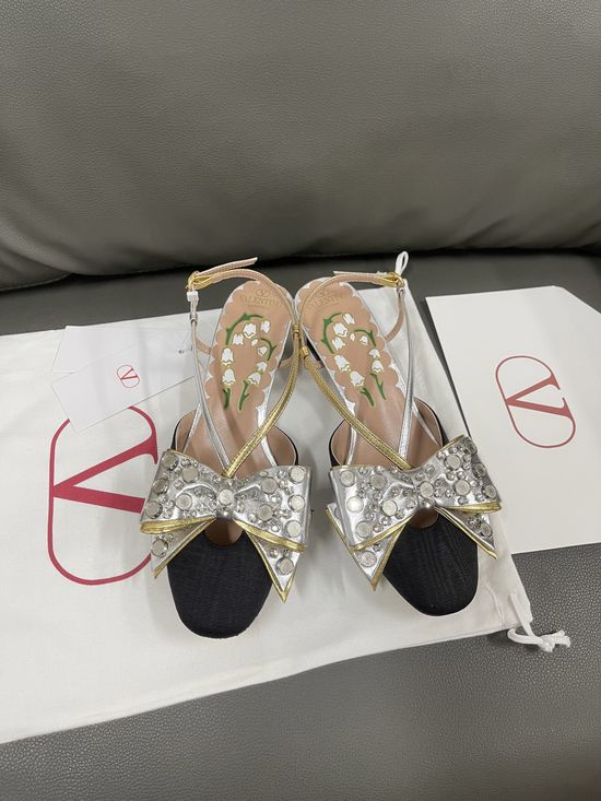 Valentino Bow Decor Mary Jane Shoes With Leather Sole