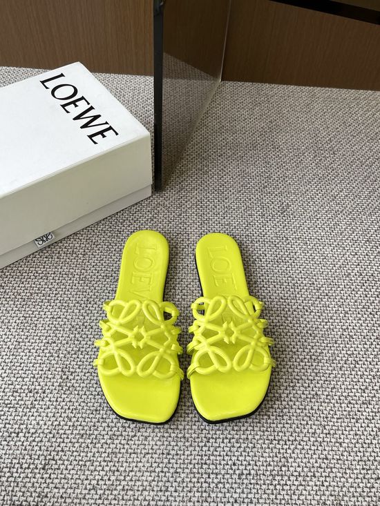 Loewe Printed Calfskin Slippers Sheepskin Insole Leather Sole