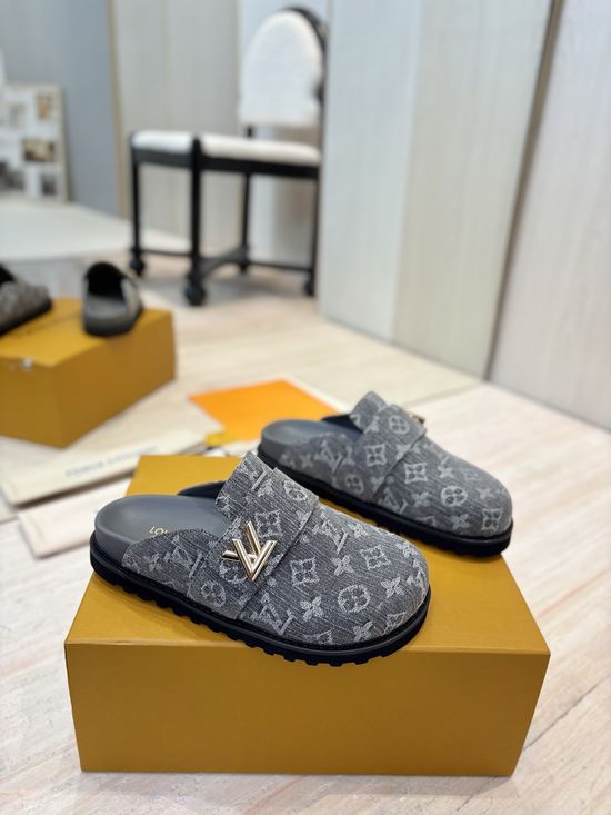 Louis Vuitton Embossed Pattern Slip On Sandals Soft Lining