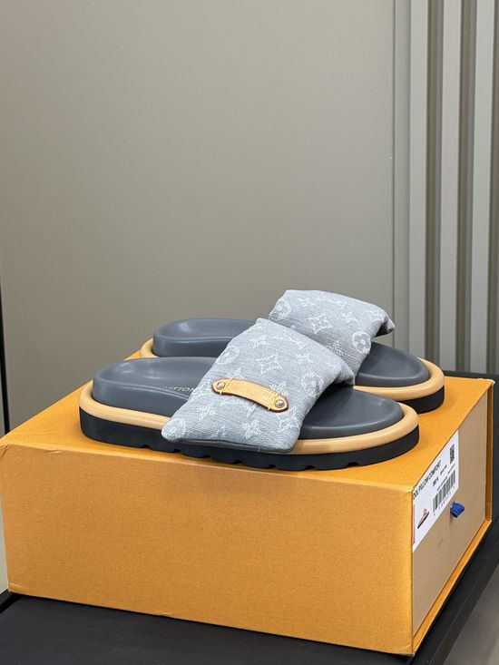 Louis Vuitton Soft Fleece Lined Warm Indoor Outdoor Slippers