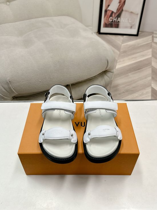 Louis Vuitton Premium Leather Cutout Decor Comfort Slides