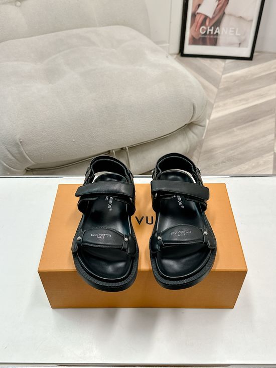 Louis Vuitton Premium Leather Cutout Decor Comfort Slides