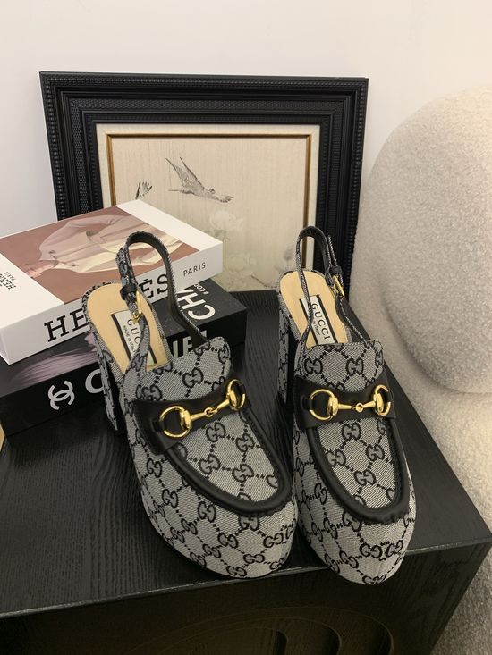 Gucci Elegant Premium Textured Versatile Casual Daily Comfortable Shoes