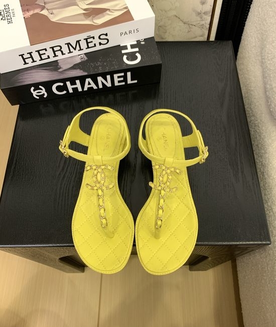 Chanel Premium Leather Toe-Post Sandals With Leather Sole