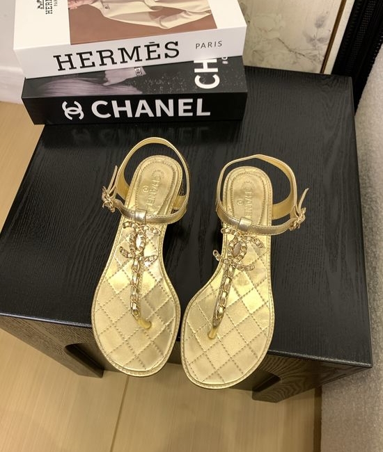 Chanel Premium Leather Toe-Post Sandals With Leather Sole