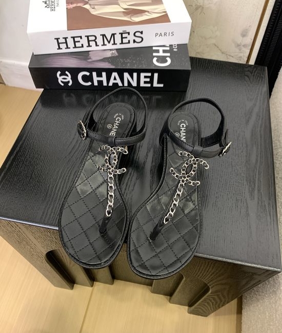 Chanel Premium Leather Toe-Post Sandals With Leather Sole