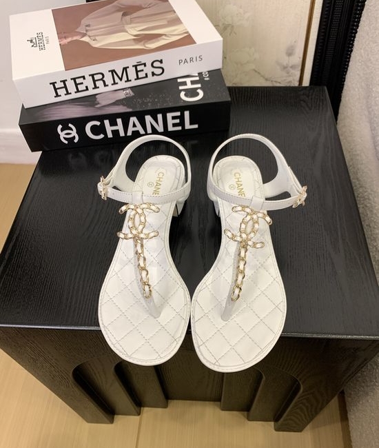 Chanel Premium Leather Toe-Post Sandals With Leather Sole
