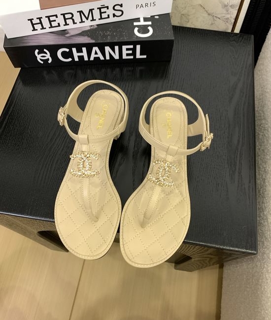 Chanel Premium Leather Toe-Post Sandals With Leather Sole