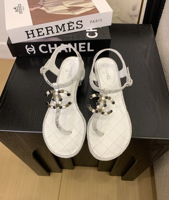 Chanel Premium Leather Toe-Post Sandals With Leather Sole