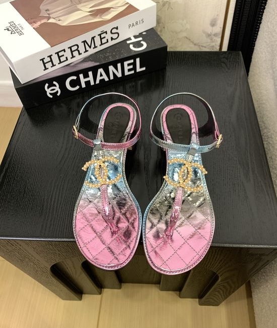 Chanel Premium Leather Toe-Post Sandals With Leather Sole