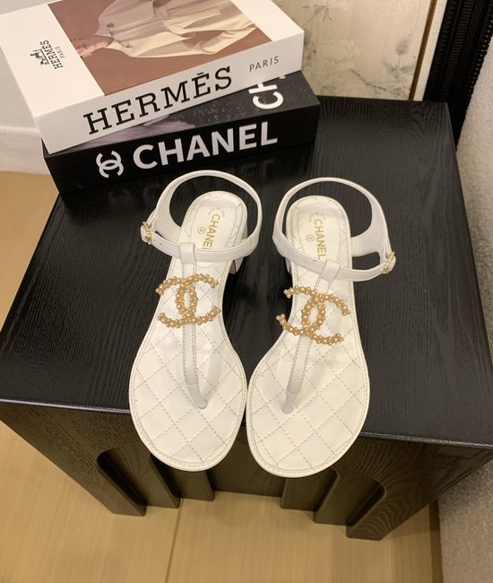Chanel Premium Leather Toe-Post Sandals With Leather Sole