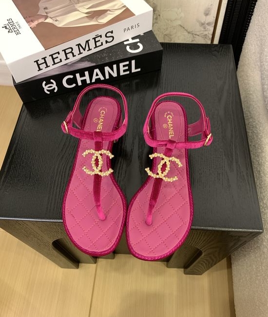 Chanel Premium Leather Toe-Post Sandals With Leather Sole