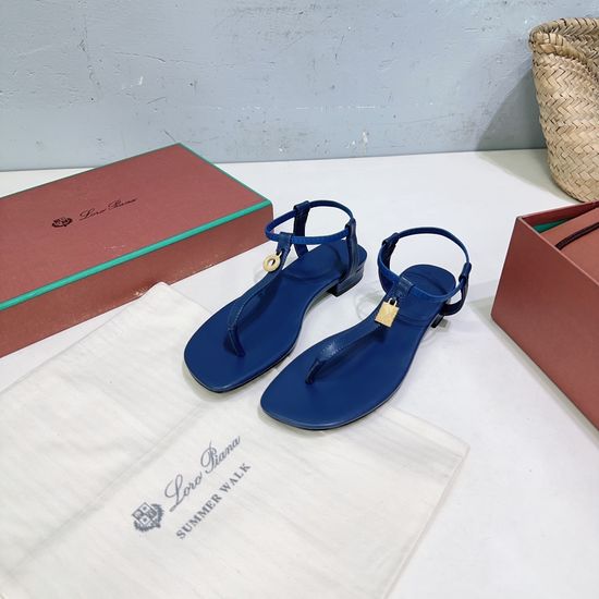 Loro Piana Comfortable Flat Thong Sandals With Premium Leather Upper