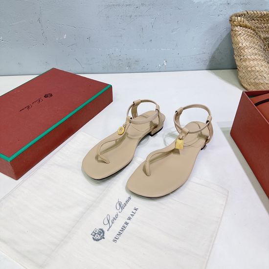 Loro Piana Comfortable Flat Thong Sandals With Premium Leather Upper