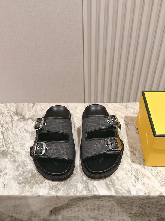 Fendi Premium Fabric Soft Lining Non-slip Casual Slides