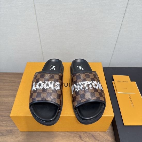 Louis Vuitton Classic Slip On Comfortable Fashion Slides