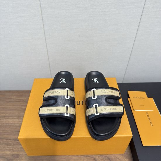 Louis Vuitton Classic Slip On Comfortable Fashion Slides
