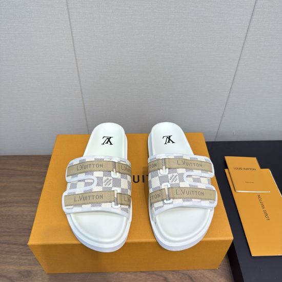 Louis Vuitton Classic Slip On Comfortable Fashion Slides
