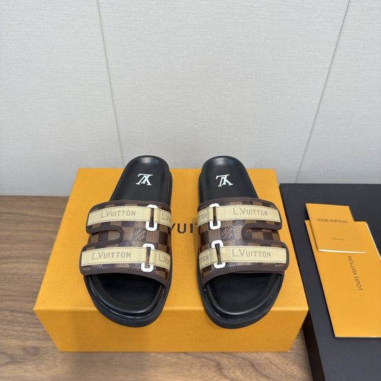 Louis Vuitton Classic Slip On Comfortable Fashion Slides