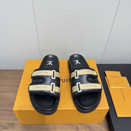 Louis Vuitton Classic Slip On Comfortable Fashion Slides