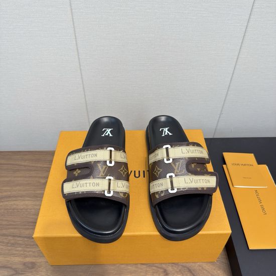 Louis Vuitton Classic Slip On Comfortable Fashion Slides