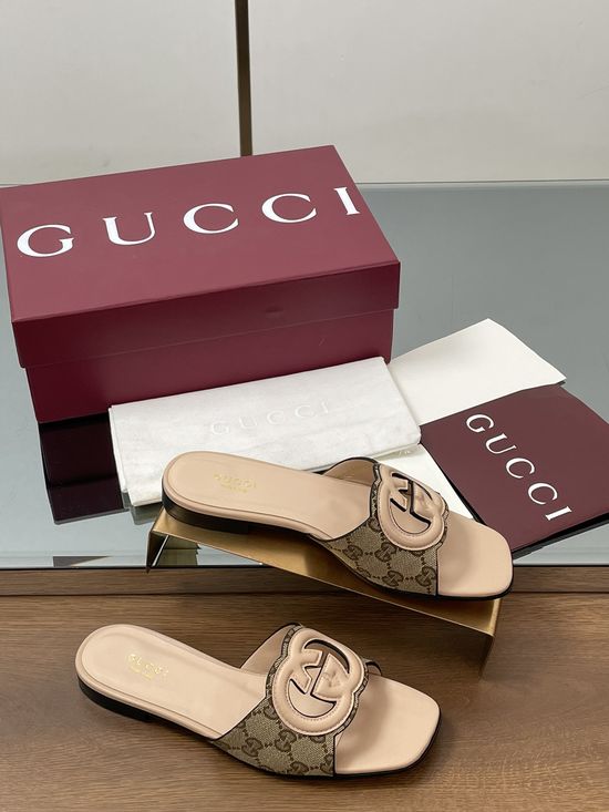 Loro Piana Monogram Cutout Non Slip Casual Flat Slippers