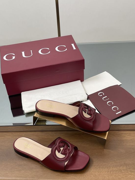 Loro Piana Monogram Cutout Non Slip Casual Flat Slippers