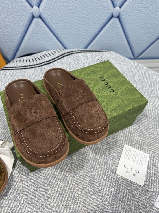 Gucci Genuine Leather Hollow Out Design Casual Slides