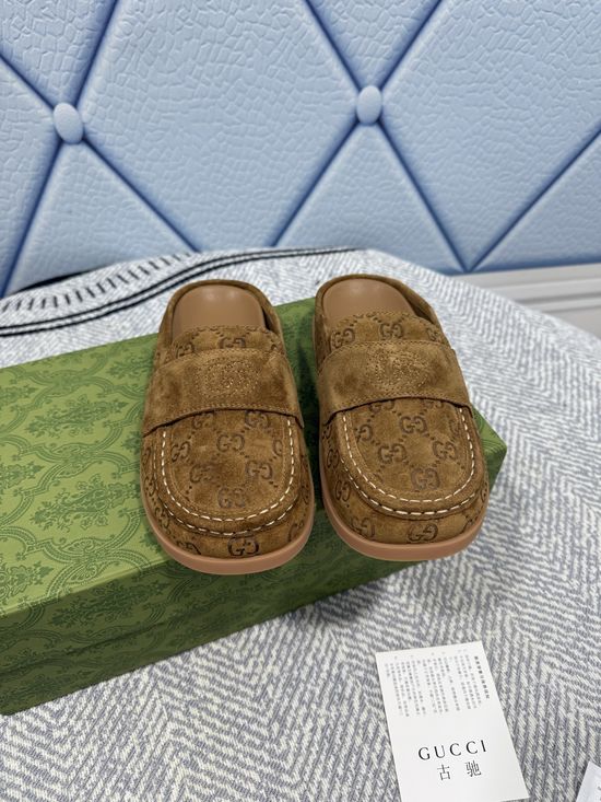 Gucci Genuine Leather Hollow Out Design Casual Slides