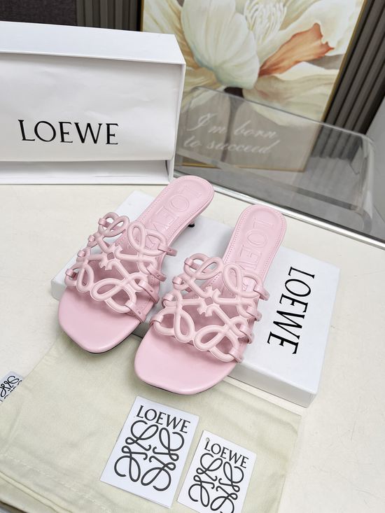 Loewe Elegant Kitten Heels for Vacation and Casual Outings