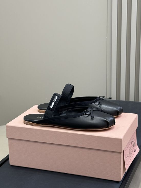 Miu Miu Premium Leather Upper Comfort Ballet Mules