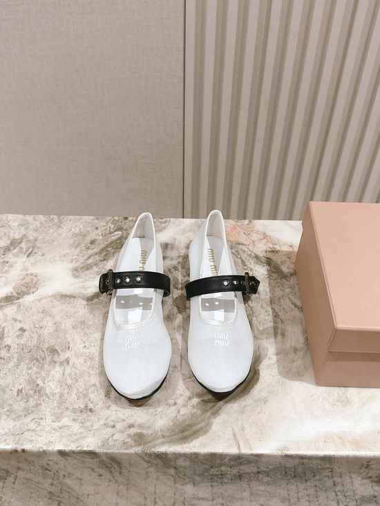 Miu Miu Breathable Mesh Classic Comfortable Daily Flats
