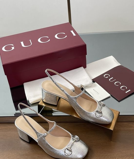 Gucci Horsebit Decor Chunky Heel Ankle Strap Mary Jane Shoes