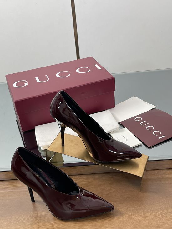 Gucci Pointed Toe Stiletto Pumps Premium Leather Lining