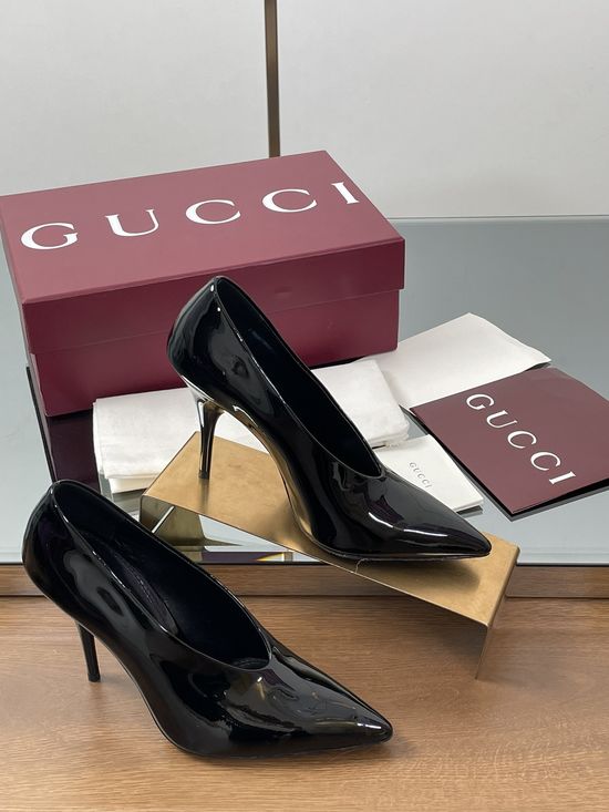 Gucci Pointed Toe Stiletto Pumps Premium Leather Lining