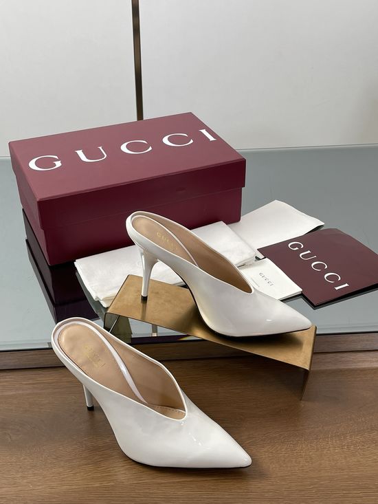 Gucci V Cut Patent Leather High Heel Dress Shoes