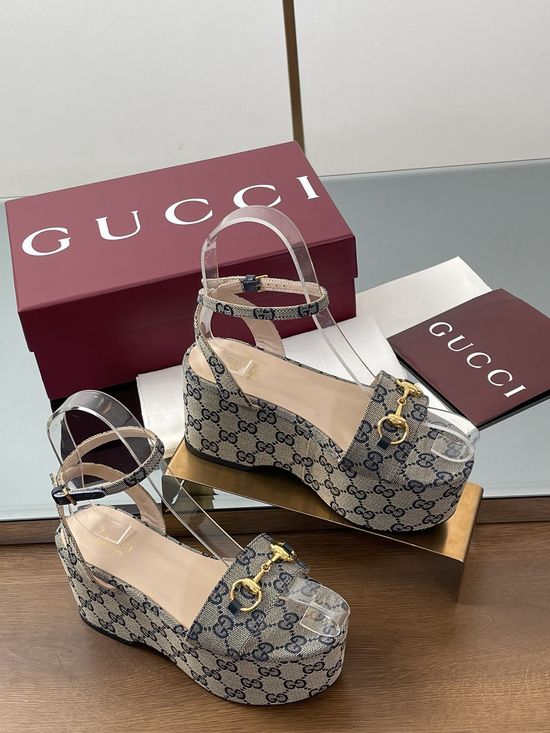 Gucci Platform Peep Toe Wedge Sandals With Signature Buckle Accent