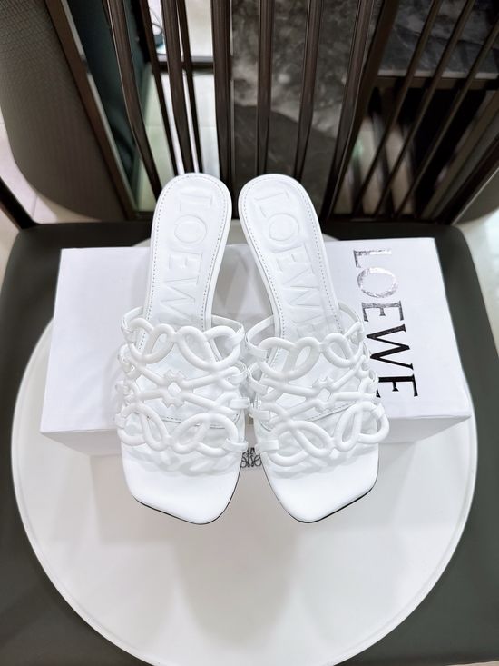 Loewe Genuine Leather Sole Elegant Casual Slides
