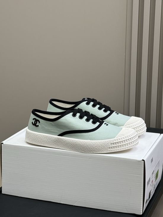 Chanel Classic Low Top Versatile Casual Skate Shoes