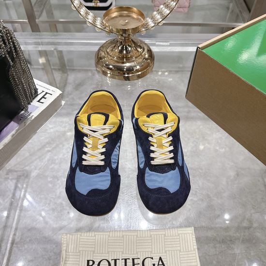 Bottega Veneta Vintage Inspired Lightweight Breathable Casual Sneakers