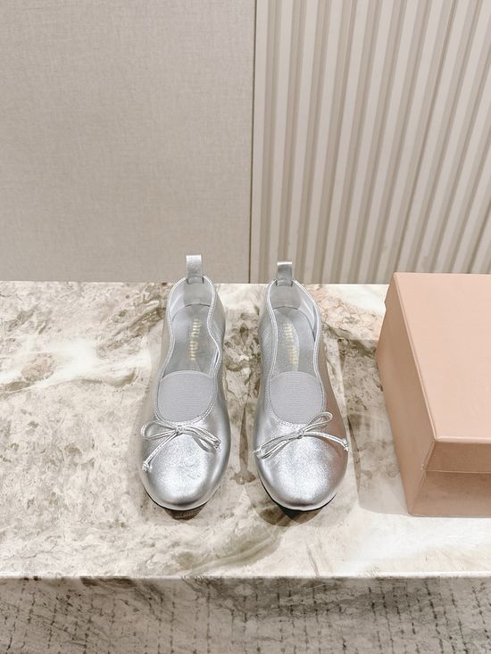 Miu Miu Breathable Mesh Classic Comfortable Daily Flats
