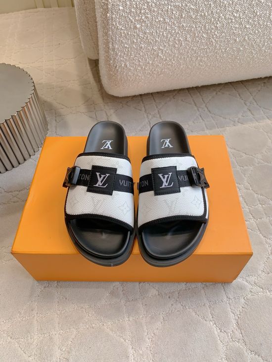 Louis Vuitton Classic Printed Beach Slide Sandals Adjustable Strap